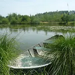 Camping Du Vivier Aux Carpes Campeggio Parigi