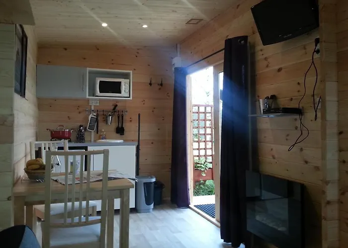 Camping Du Vivier Aux Carpes * Paris