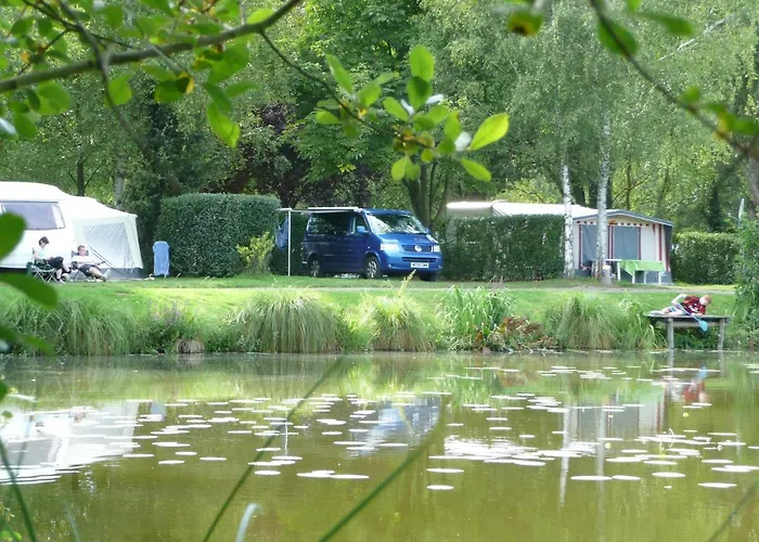 Camping Du Vivier Aux Carpes *